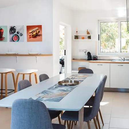 Beautiful Terraced View By Arcocollection Is-Swieqi