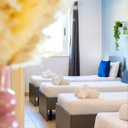 Beautiful Terraced View By Arco Collection Vilă Is-Swieqi