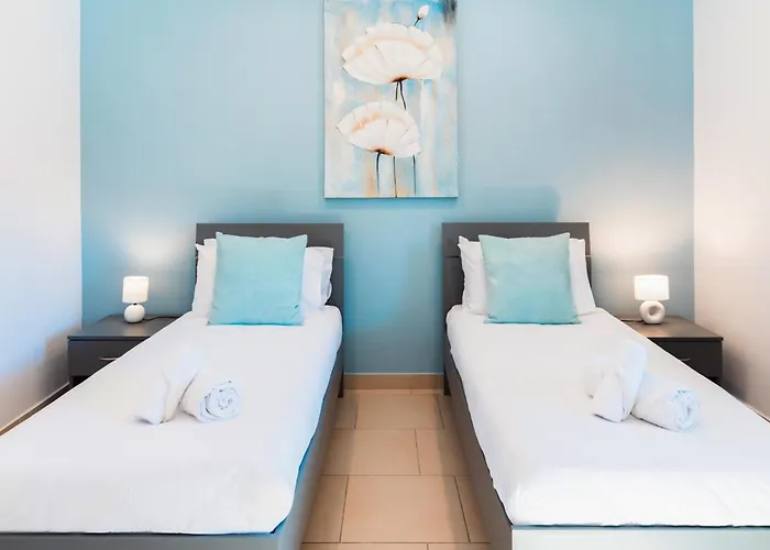 Beautiful Terraced View By Arco Collection Villa Is-Swieqi